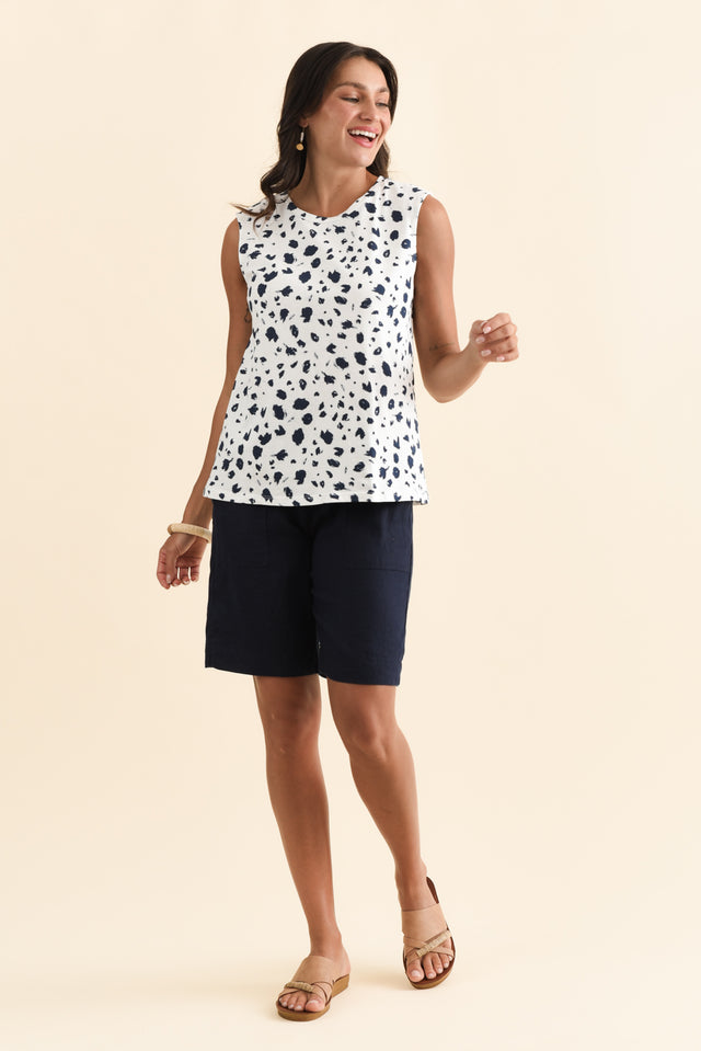 alt text|model:Brontie image 7