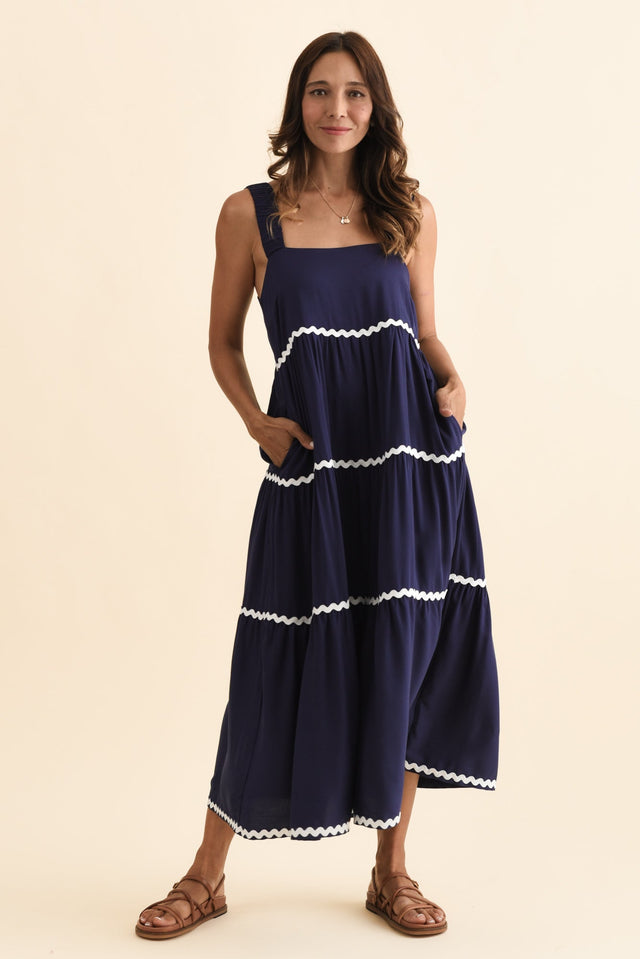 Josie Navy Contrast Tier Dress,Brunette model,alt text|model:Cara image 8