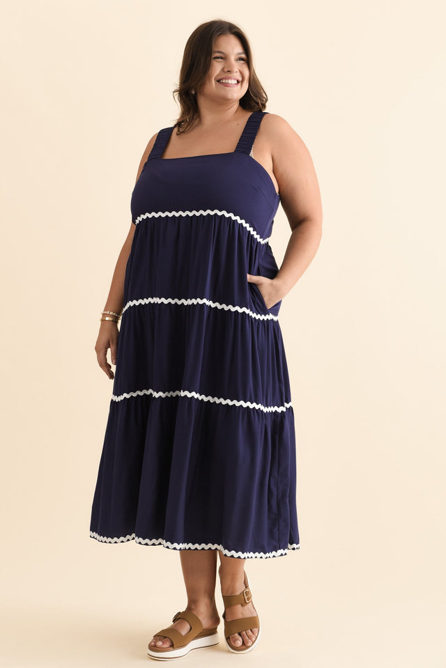 Josie Navy Contrast Tier Dress,Brunette model,alt text|model:Gabby image 10
