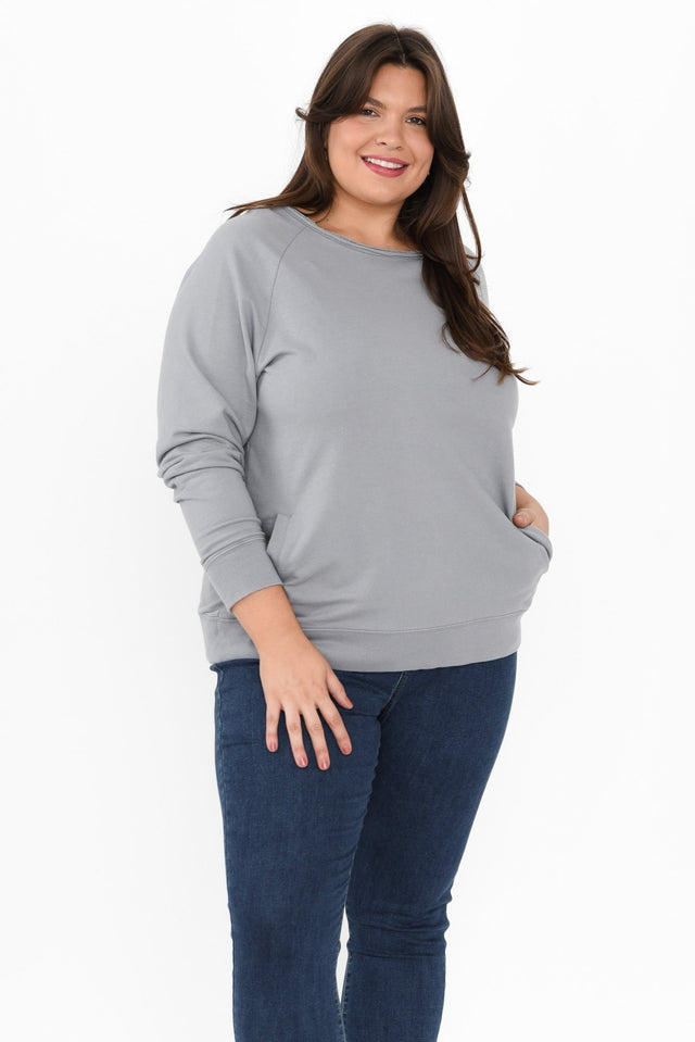 plus-size,curve-tops,plus-size-sleeved-tops,plus-size-cotton-tops,plus-size-winter-clothing,plus-size-jumpers,alt text|model:Gabby image 8