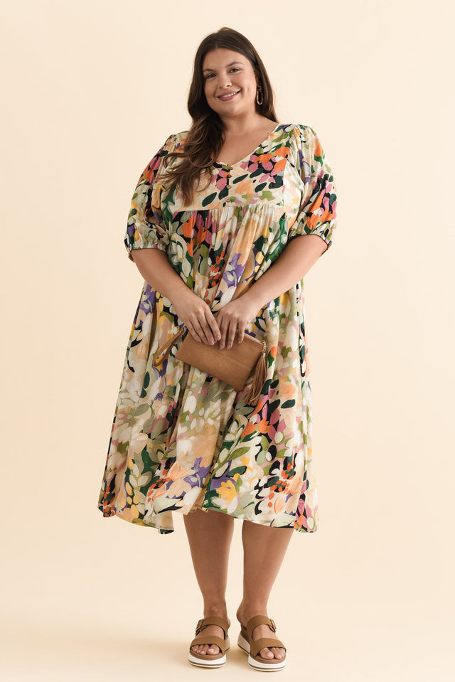 plus-size,curve-dresses,plus-size-sleeved-dresses,plus-size-below-knee-dresses,plus-size-summer-dresses,alt text|model:Gabby