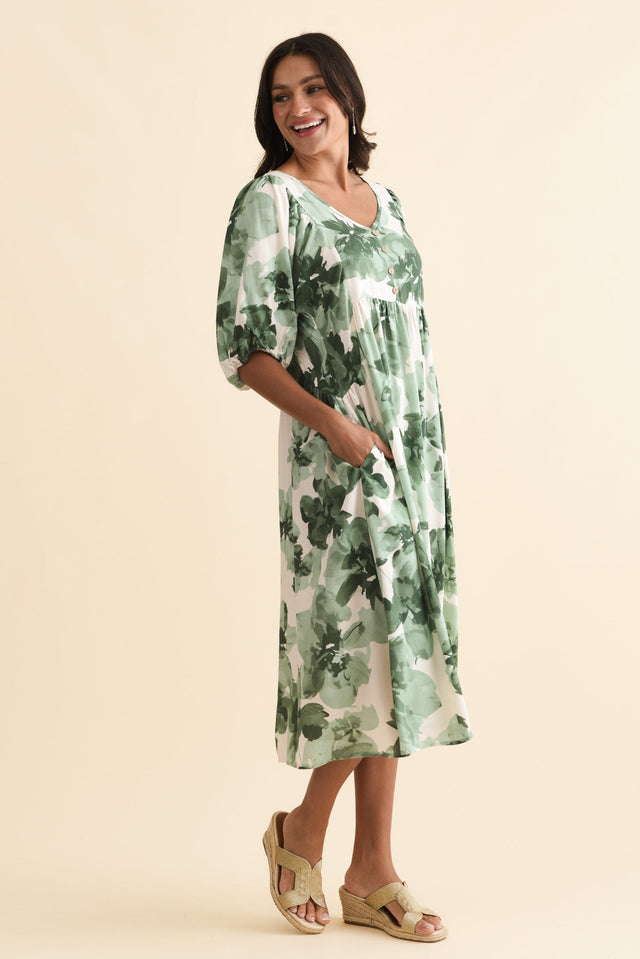 alt text|model:Brontie image 4