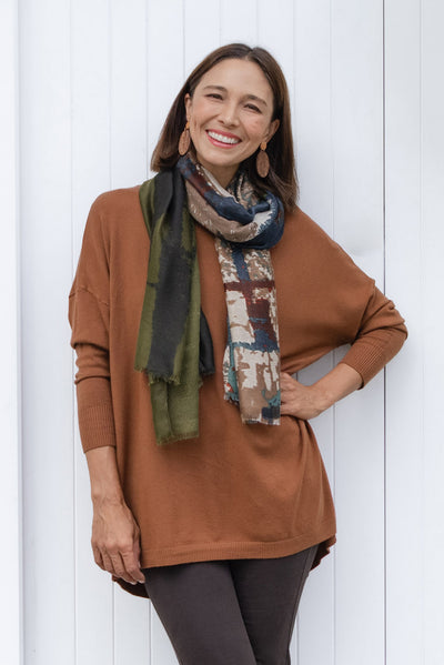 Kallo Green Abstract Scarf