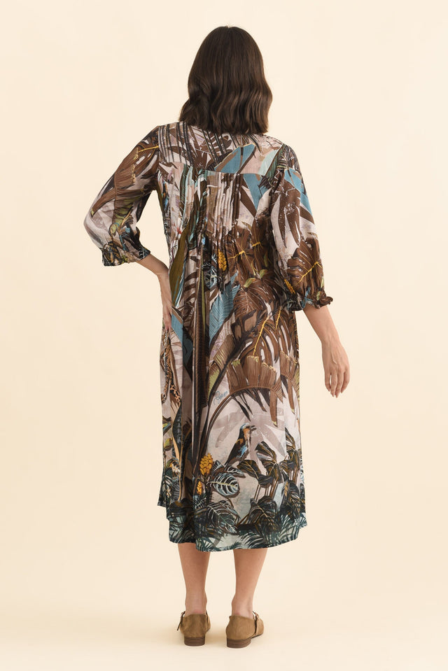Kalmia Brown Jungle Pleated Tie Dress,Brunette model,alt text|model:MJ image 6
