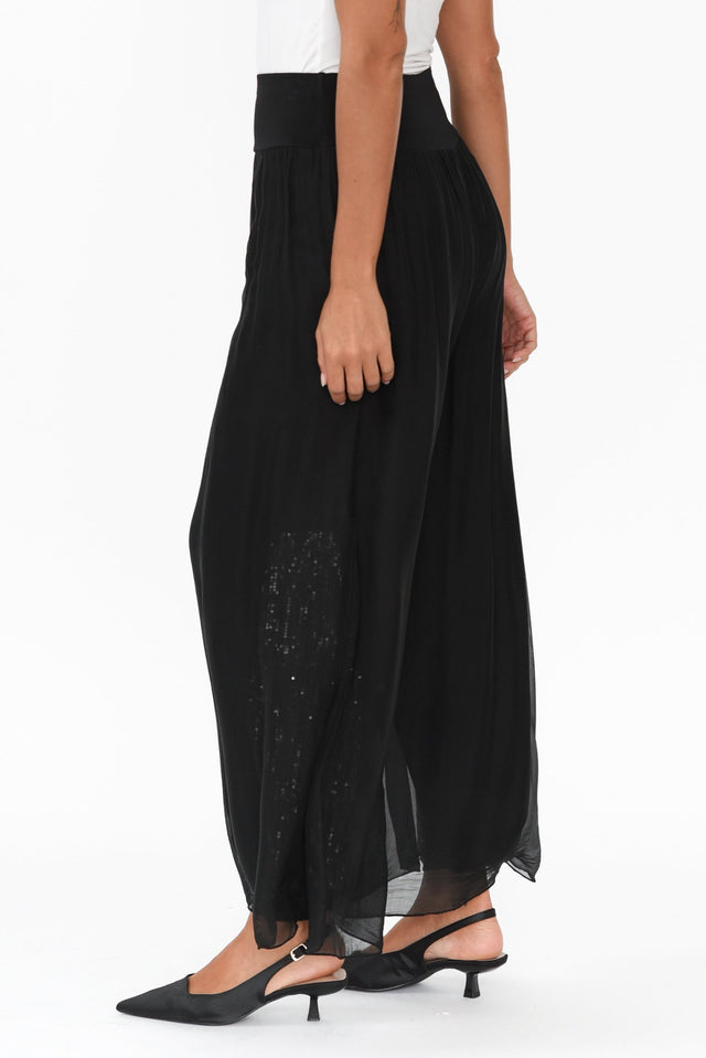 alt text|model:Brontie image 4