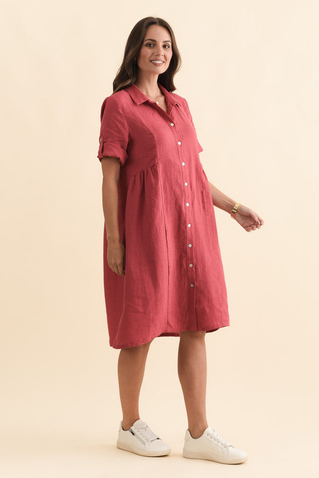 Katy Berry Linen Pocket Dress,Brunette model,alt text|model:MJ image 4