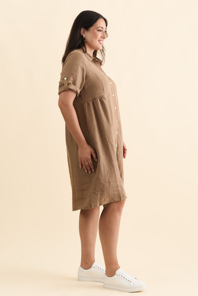 Katy Mocha Linen Pocket Dress,Brunette model,alt text|model:Emilia image 11