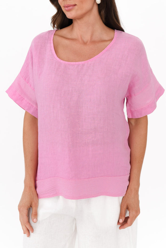 Kaya Pink Linen Top,Brunette model,alt text|model:Elouise image 6