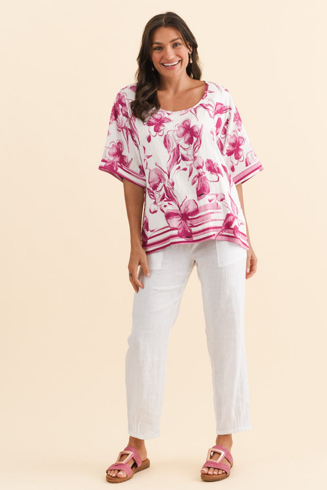 Kendria Pink Floral Batwing Top,Brunette model,alt text|model:Brontie image 8