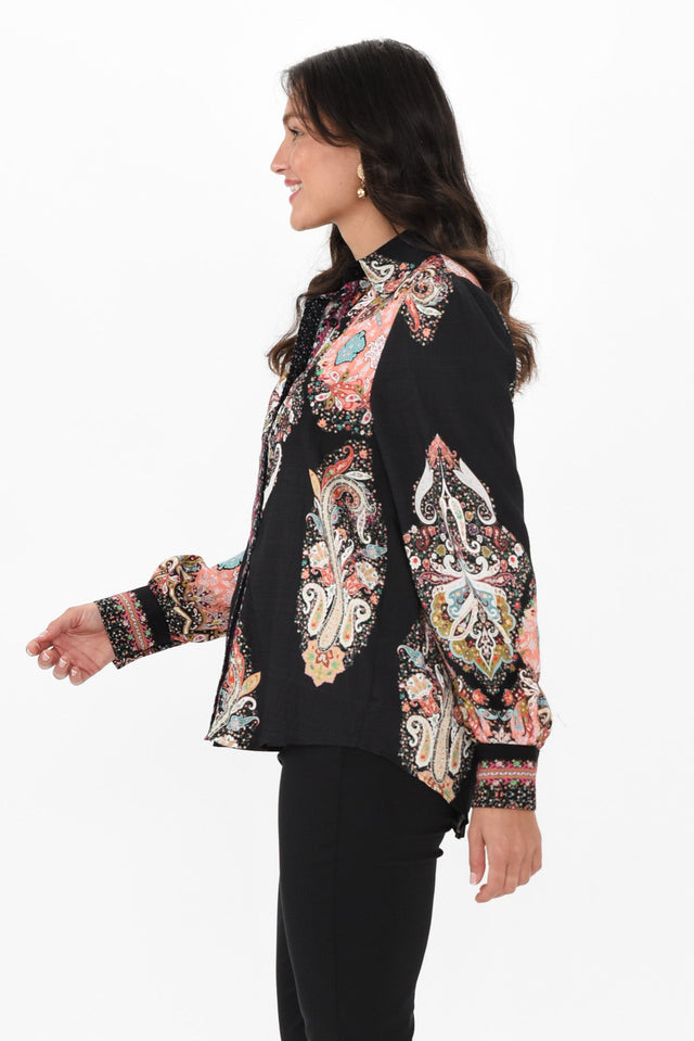 alt text|model:Brontie image 3