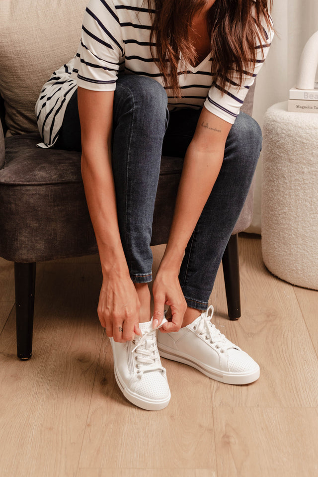 Kiki White Leather Zip Sneaker image 9