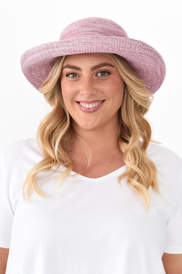 Kit Pink Cancer Council Hat,Blonde model,alt text|model:Caitlin image 1