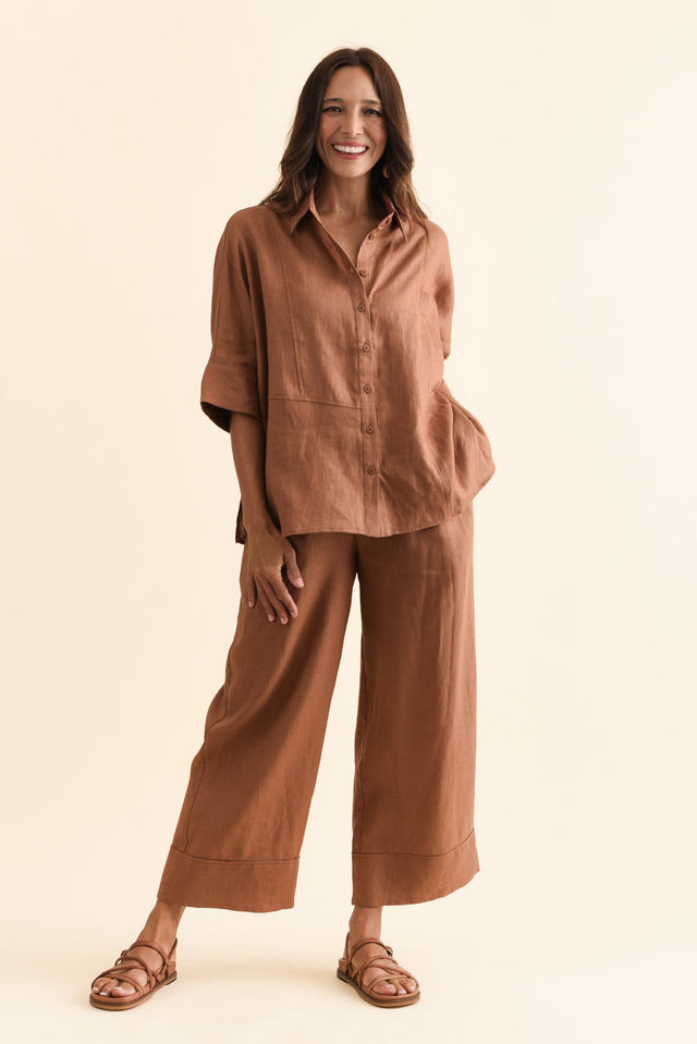 alt text|model:Cara image 7