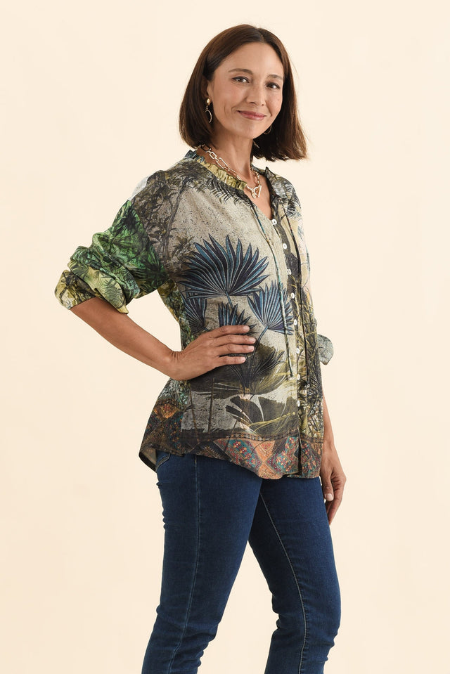 Laria Green Tropical Button Top,Brunette model,alt text|model:Cara image 5