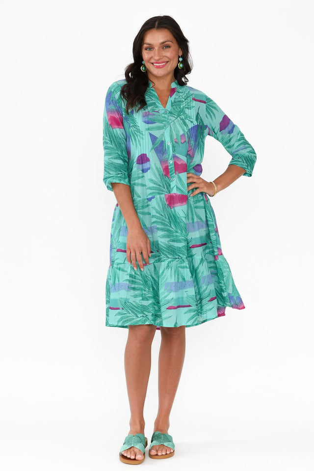 alt text|model:Brontie