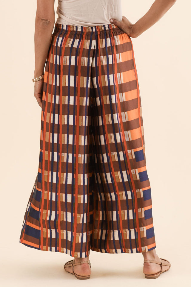 Lattice Orange Check Wide Leg Pants,Back,Brunette model,alt text|model:Cara image 4
