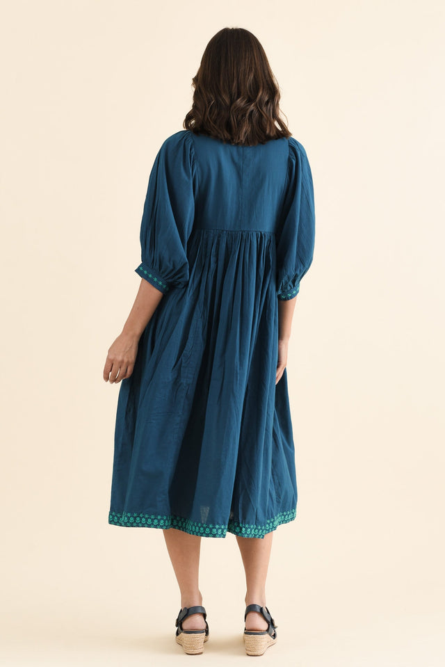 Lazlo Blue Cotton Embroidered Dress,brunette model,Back of Outfit,alt text|model:MJ image 4