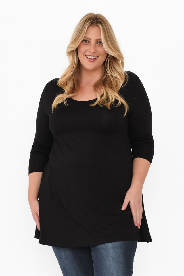 plus-size,curve-basics,curve-tops,plus-size-sleeved-tops,plus-size-tunics,plus-size-basic-tops,plus-size-winter-clothing,alt text|model:Caitlin