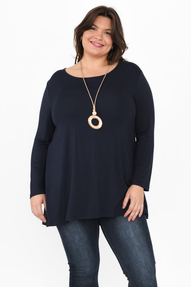 plus-size,curve-basics,curve-tops,plus-size-sleeved-tops,plus-size-tunics,plus-size-basic-tops,plus-size-winter-clothing,plus-size-work-edit,alt text|model:Gabby