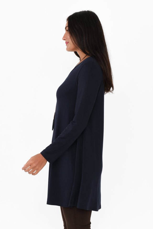 alt text|model:Brontie image 4