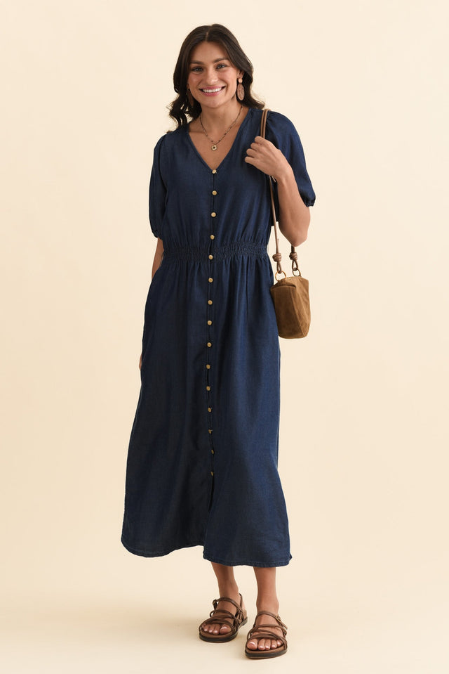 alt text|model:Brontie