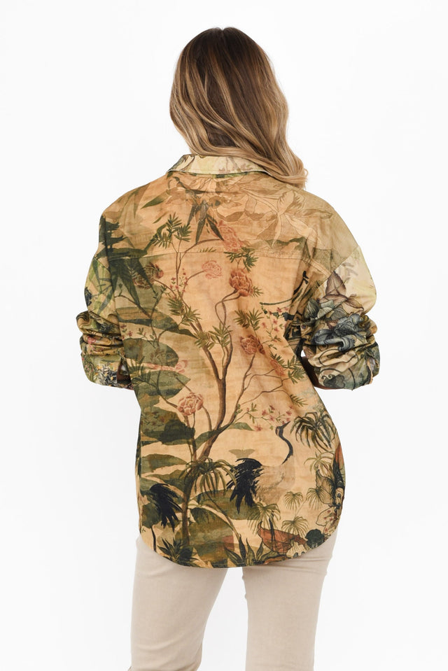 alt text|model:Mollie image 5