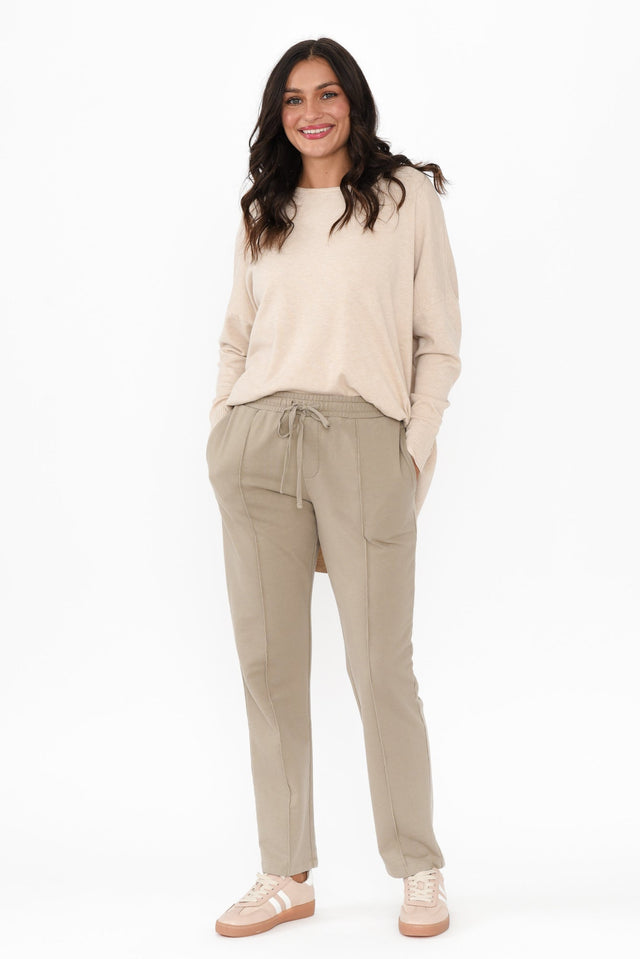 alt text|model:Brontie image 8