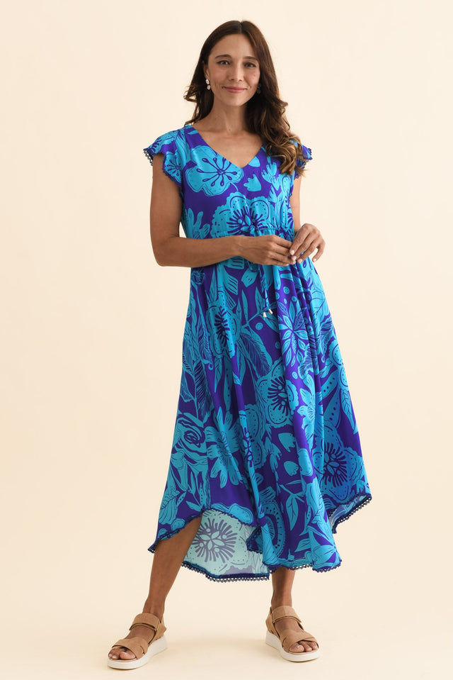 alt text|model:Cara image 6