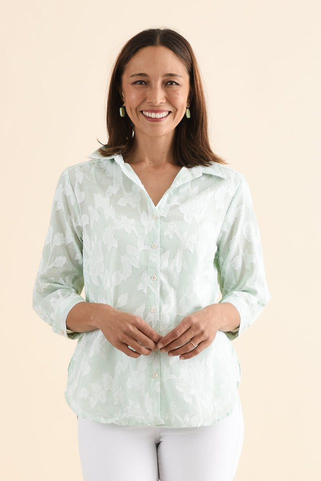 Lilah Green Garden Cotton 3/4 Sleeved Shirt,Front,Brunette model,alt text|model:Cara image 1