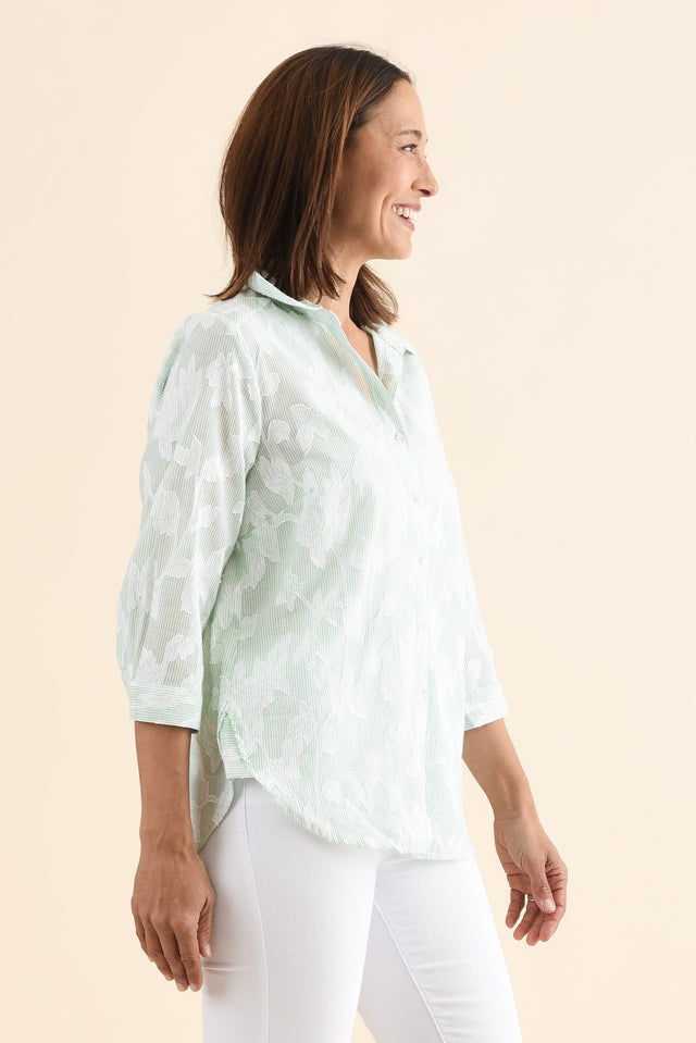 Lilah Green Garden Cotton 3/4 Sleeved Shirt,Side,Brunette model,alt text|model:Cara image 3