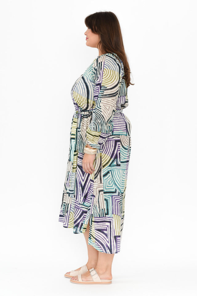 Liliana Green Ripple Cotton Kaftan,Brunette model,alt text|model:Gabby image 11