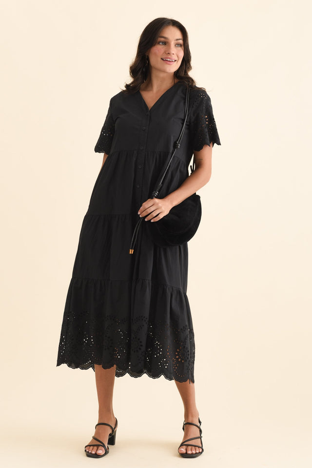 alt text|model:Brontie image 4