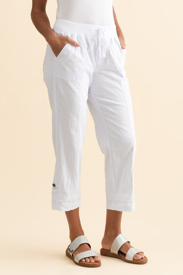 Lindsay White 7/8 Cargo Pants,Brunette model,alt text|model:Brontie image 4