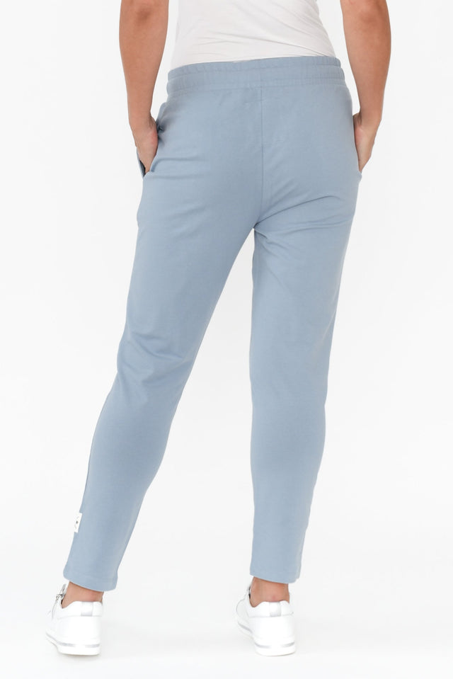 alt text|model:Valeria image 6