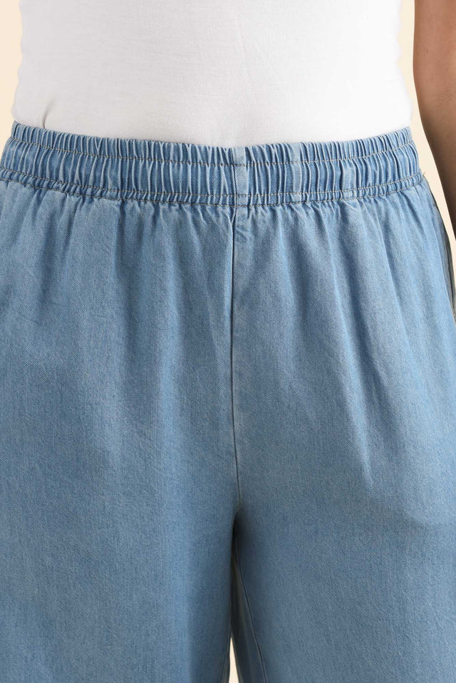 Loki Blue Denim Pocket Pants,Detail,Brunette model,alt text|model:Cara image 5