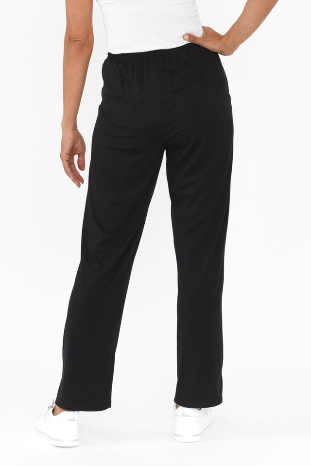 alt text|model:Cara image 8