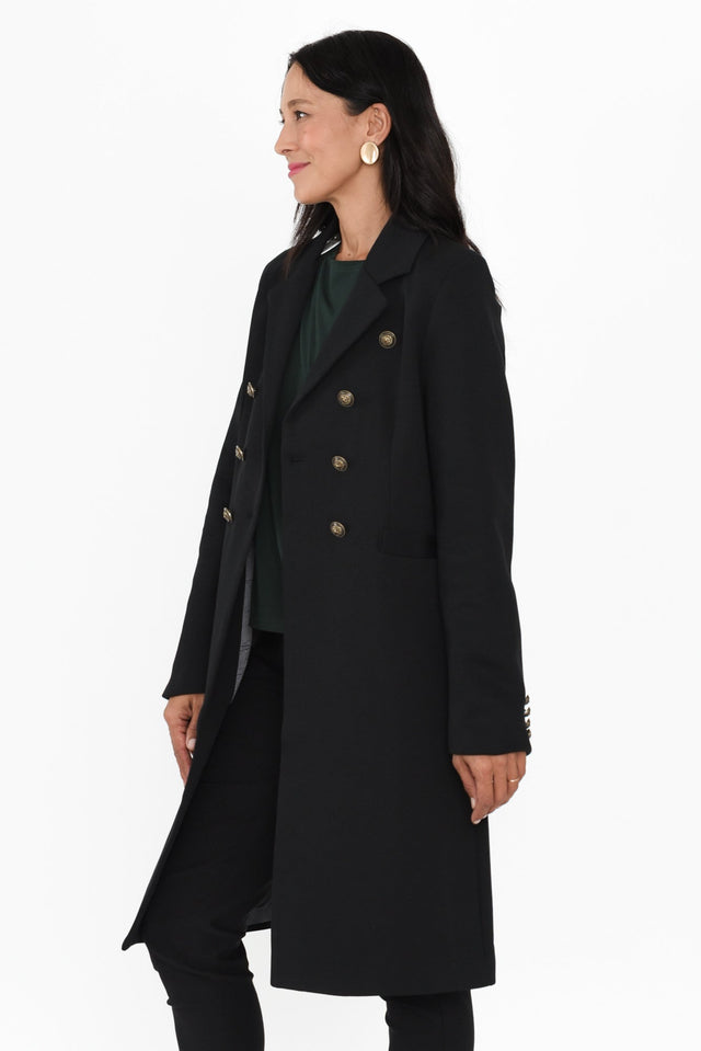 alt text|model:Cara image 4