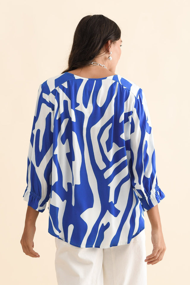 alt text|model:Brontie image 5