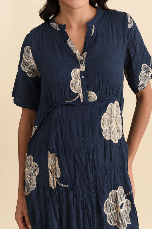 alt text|model:Brontie image 5