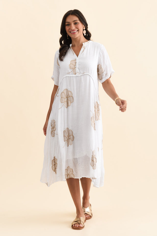 alt text|model:Brontie