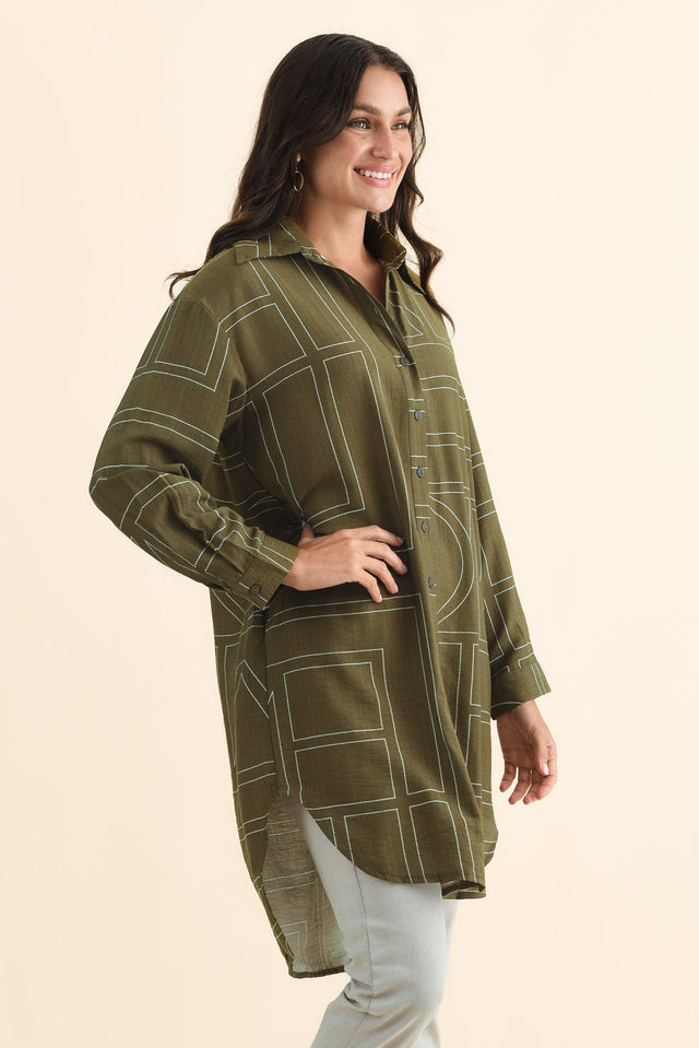 alt text|model:Brontie image 3