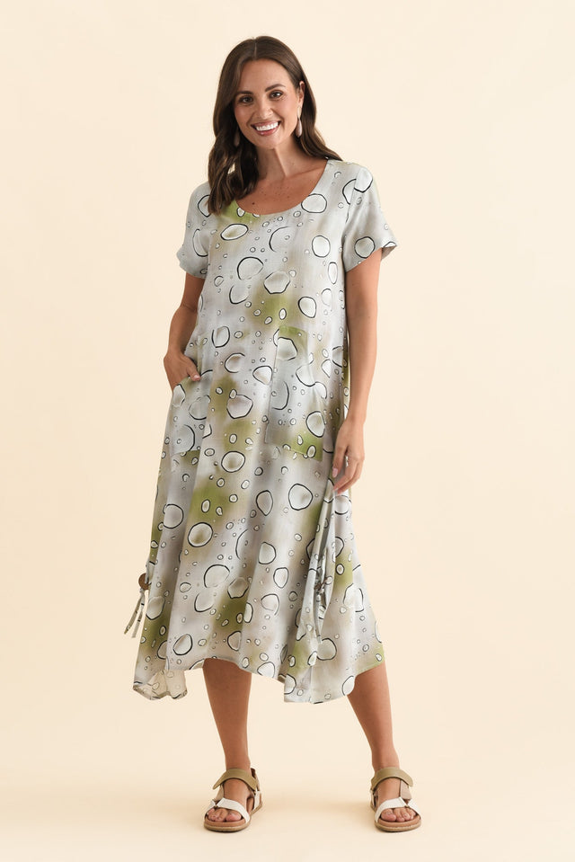 alt text|model:MJ image 7