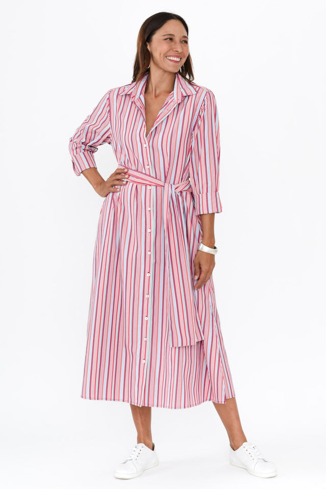 alt text|model:Cara image 3