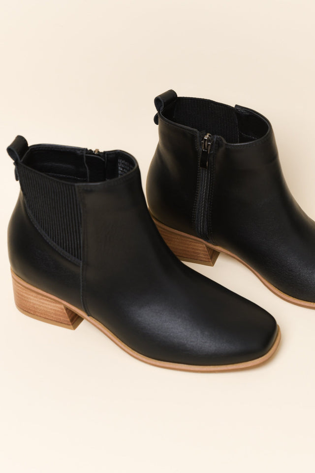 Lyra Black Leather Heeled Boot image 3