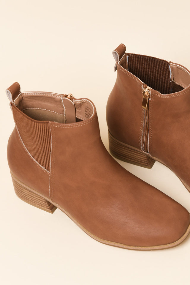 Lyra Tan Leather Heeled Boot image 5