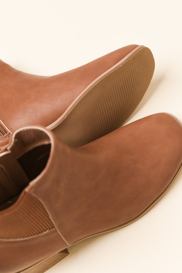 Lyra Tan Leather Heeled Boot image 4