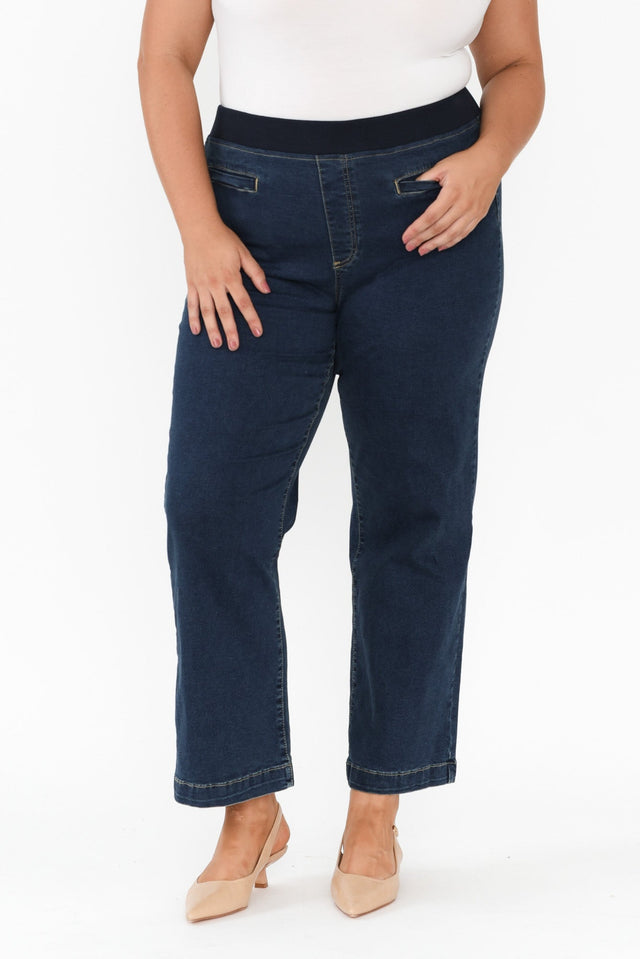 plus-size,curve-bottoms,plus-size-pants,plus-size-jeans,plus-size-winter-clothing,alt text|model:Gabby