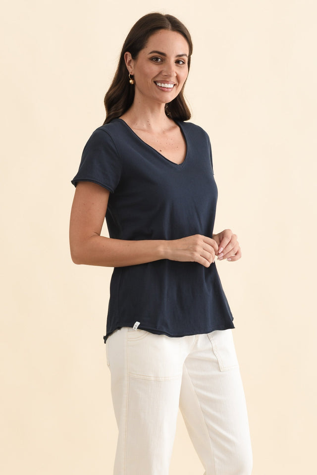 Maggie Navy Cotton Vee Tee,Brunette model,alt text|model:MJ image 4