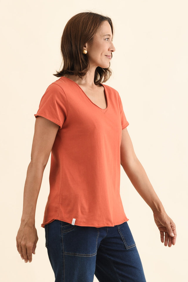 Maggie Orange Cotton Vee Tee,Side,Brunette model,alt text|model:Cara image 4