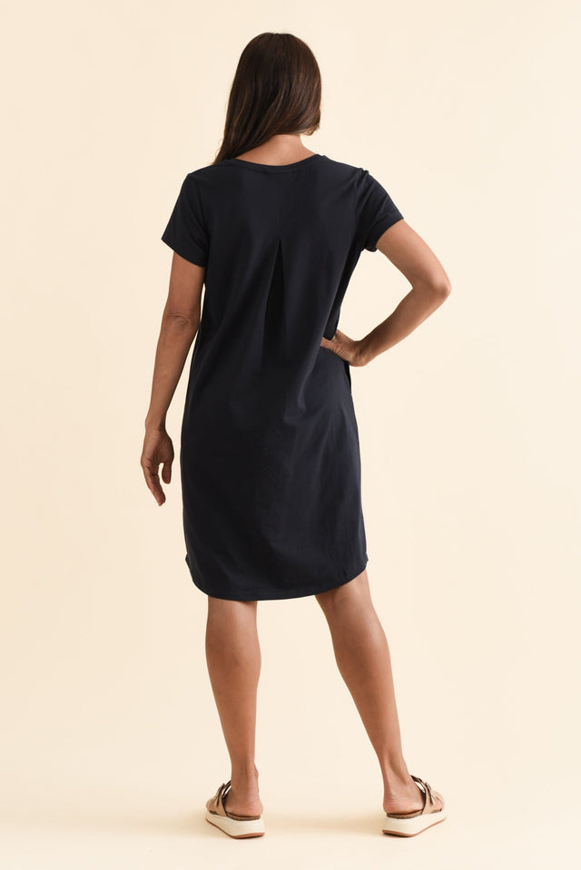 Mandy Navy Cotton Tee Dress,Brunette model,alt text|model:Cara image 5